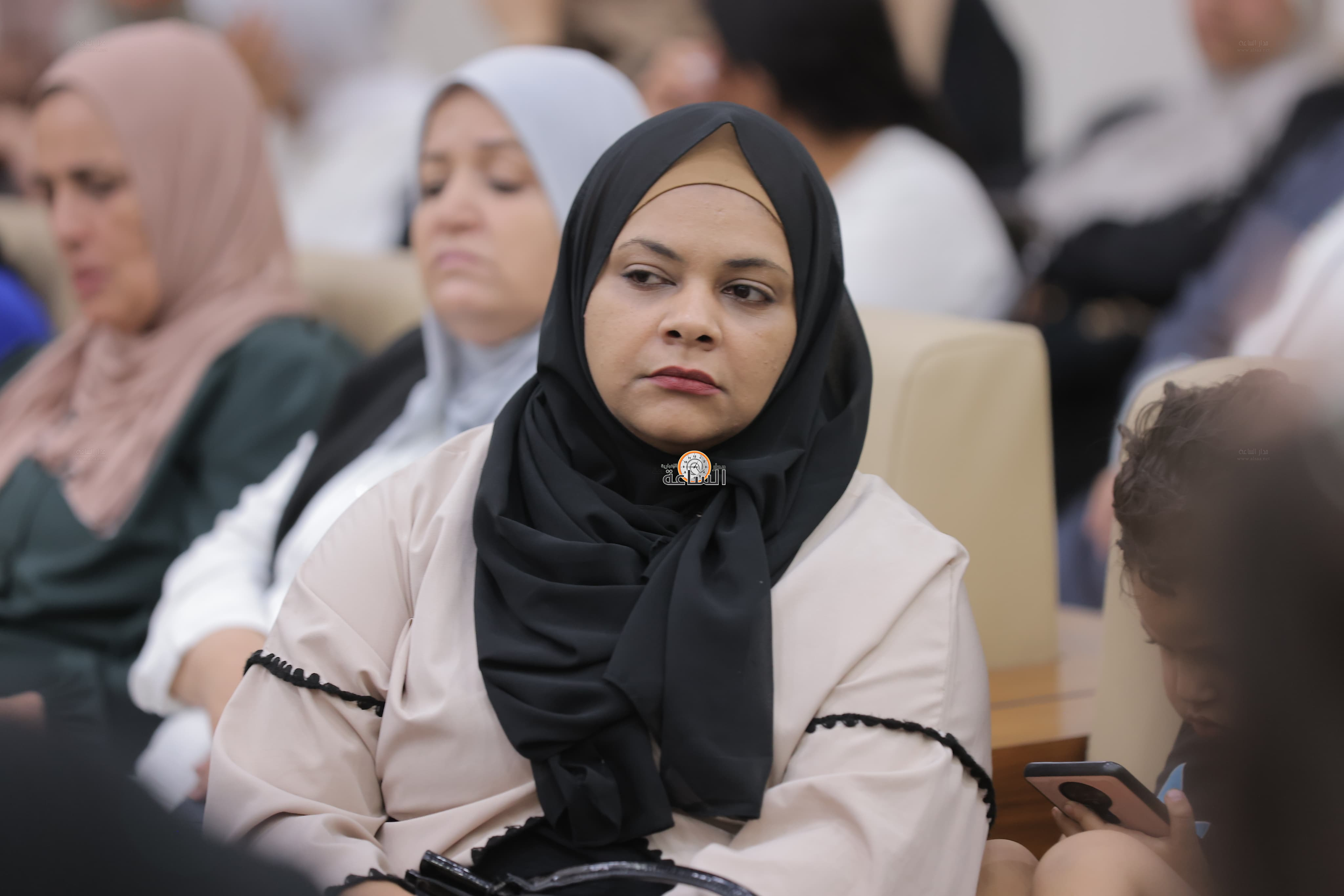 Madar Al-Saa Images 0.668554859397805