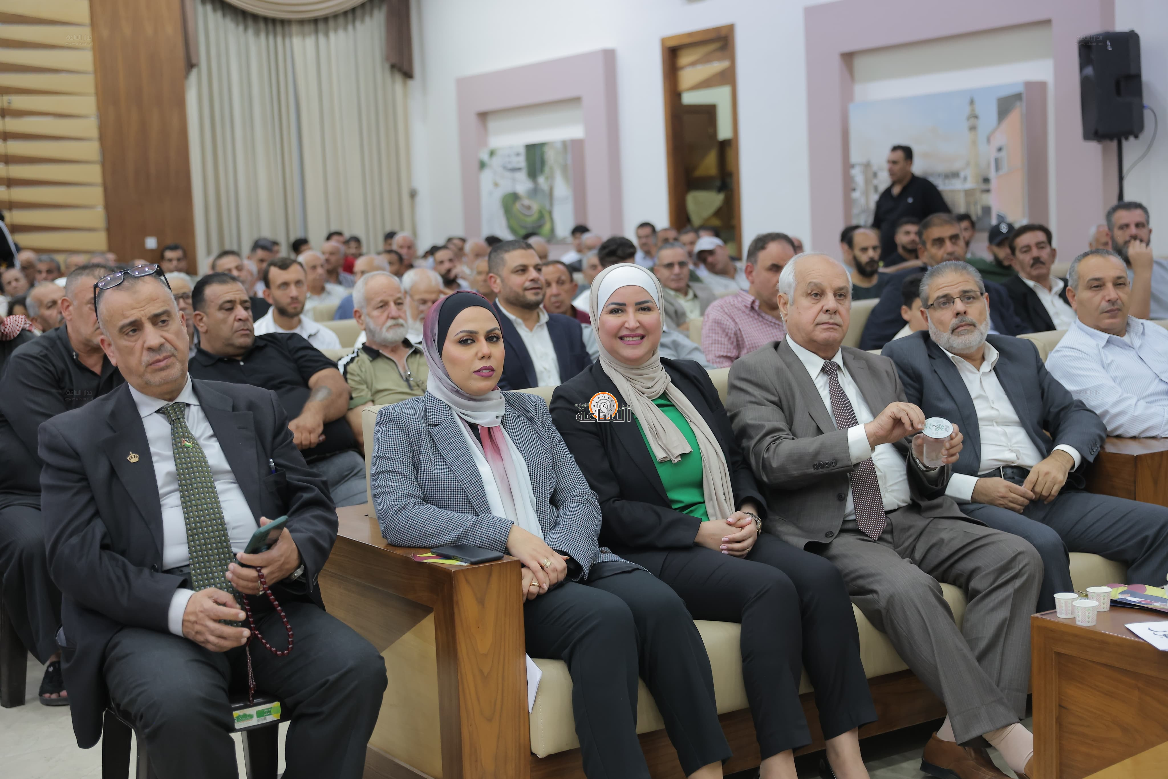 Madar Al-Saa Images 0.26134496546509745