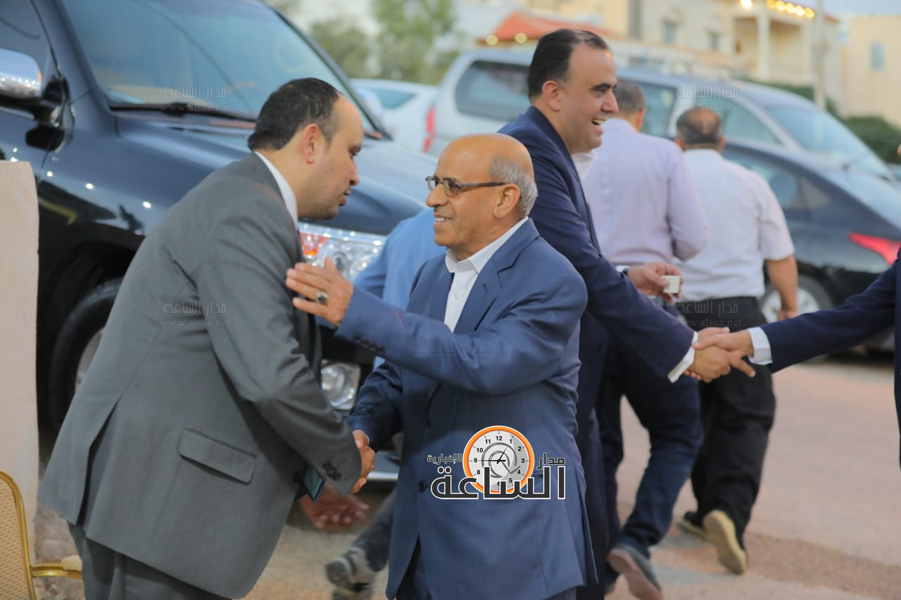 Madar Al-Saa Images 0.0378908882215101