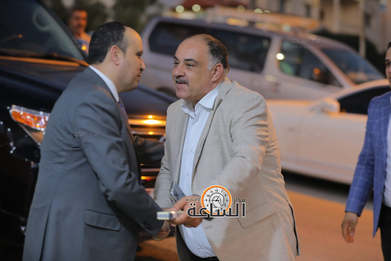 Madar Al-Saa Images 0.8952080912797376