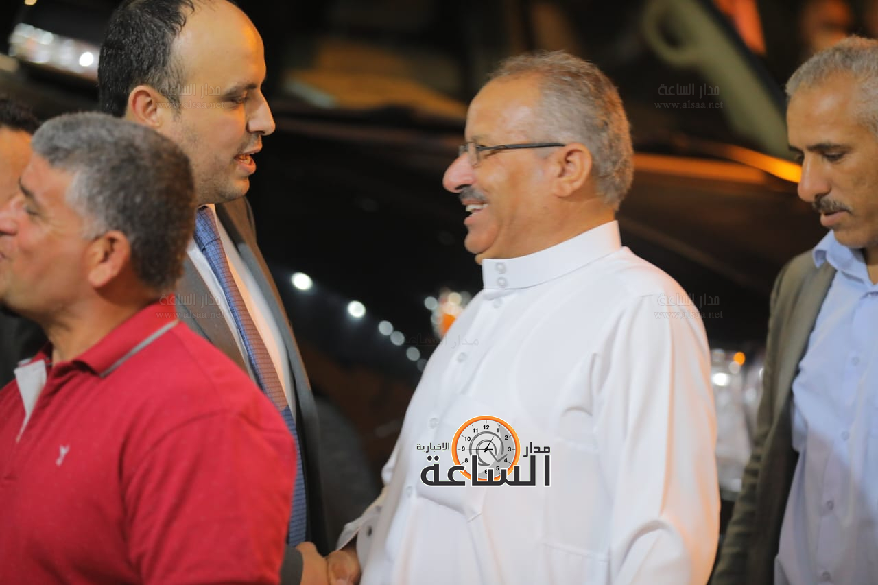 Madar Al-Saa Images 0.3519869188314231