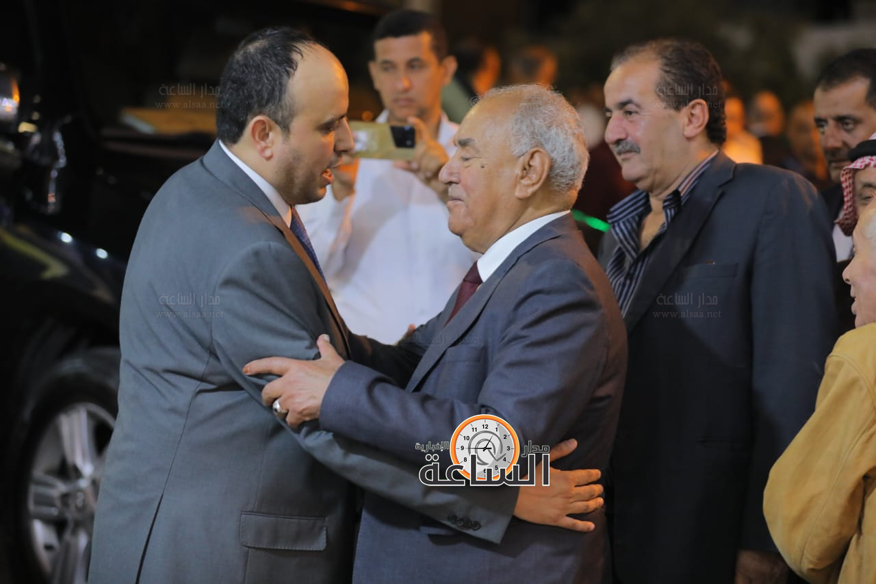 Madar Al-Saa Images 0.43721560018605343