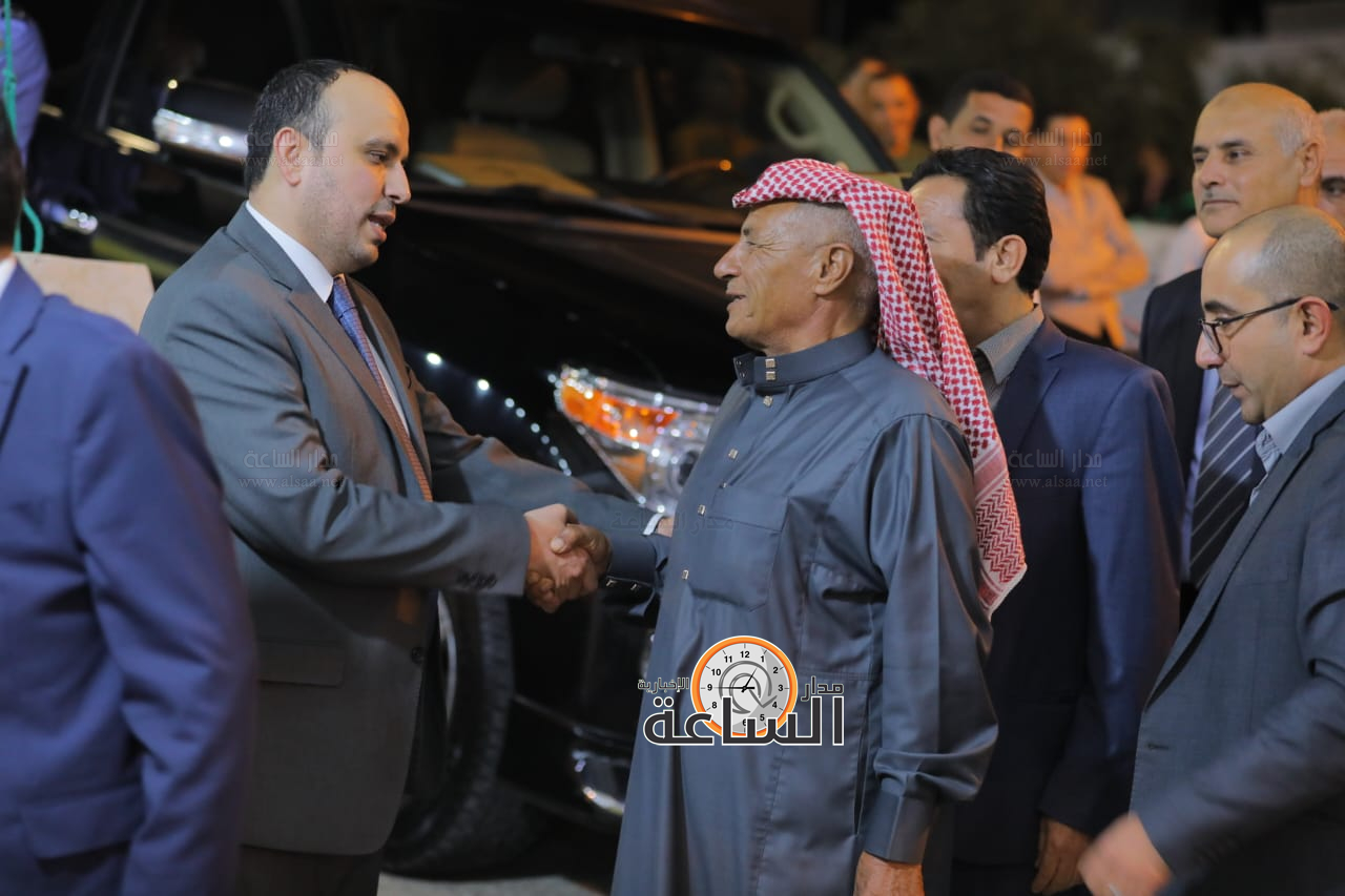 Madar Al-Saa Images 0.7121882490122973