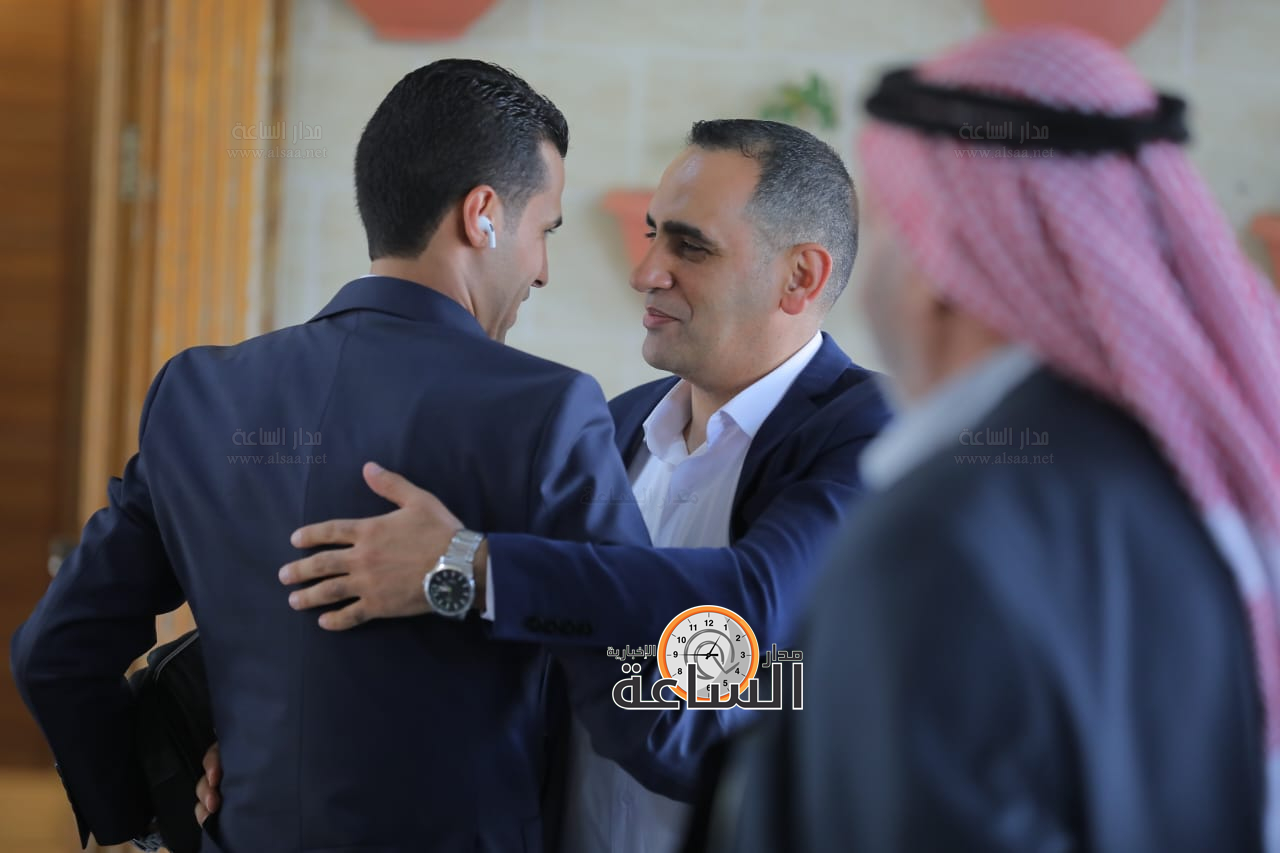 Madar Al-Saa Images 0.8534396026044391