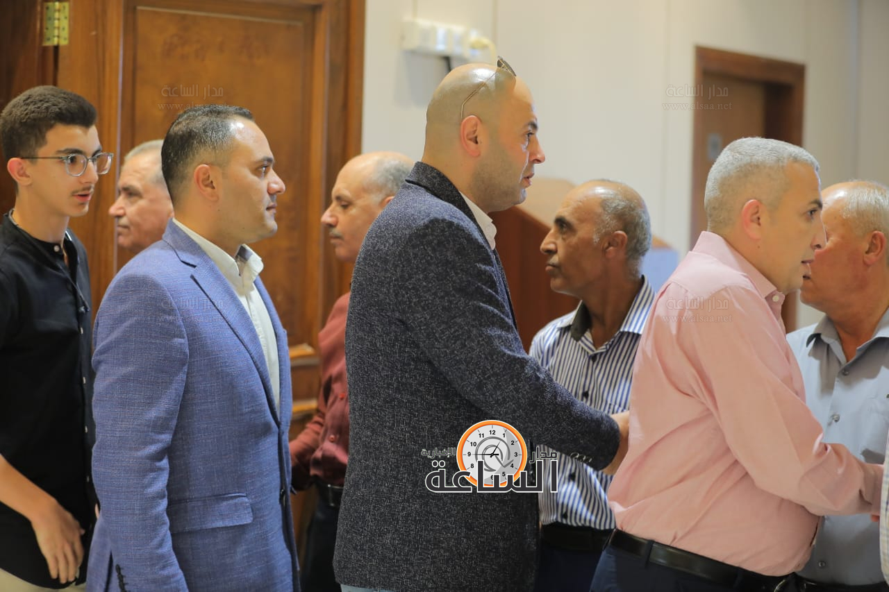 Madar Al-Saa Images 0.7207406541437591