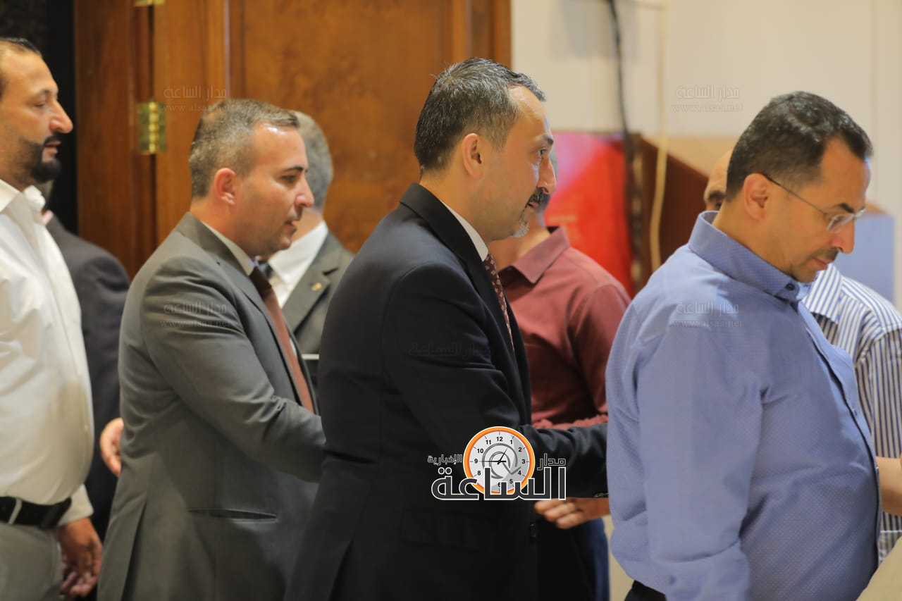 Madar Al-Saa Images 0.9271516098602386