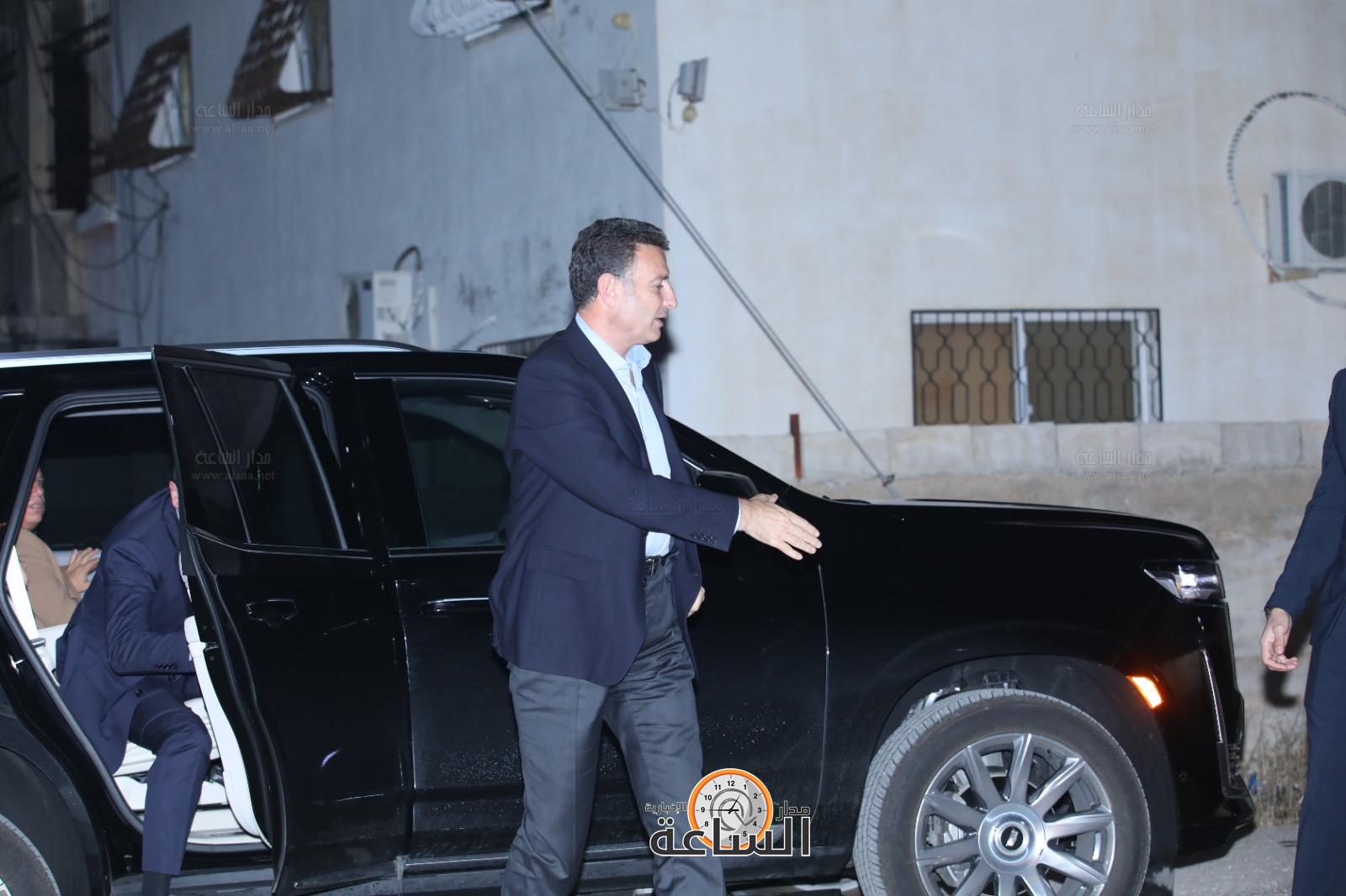 Madar Al-Saa Images 0.7467251113323699