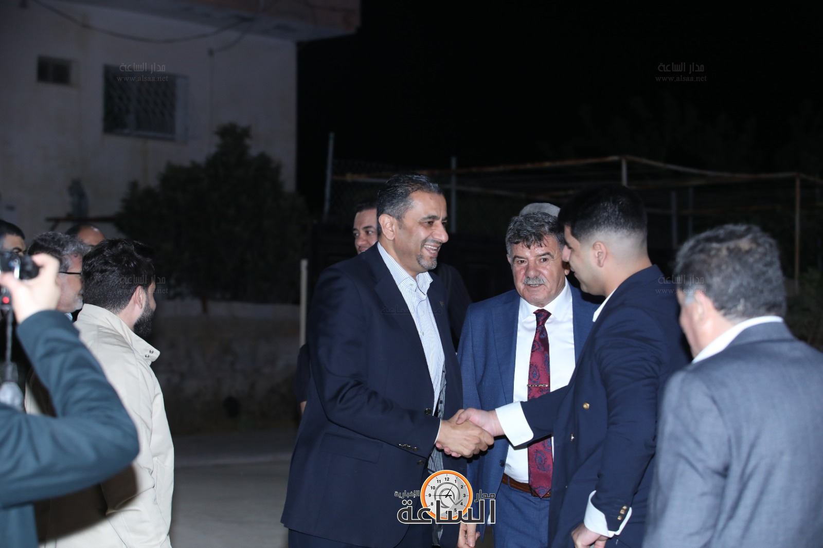 Madar Al-Saa Images 0.26069434591083374