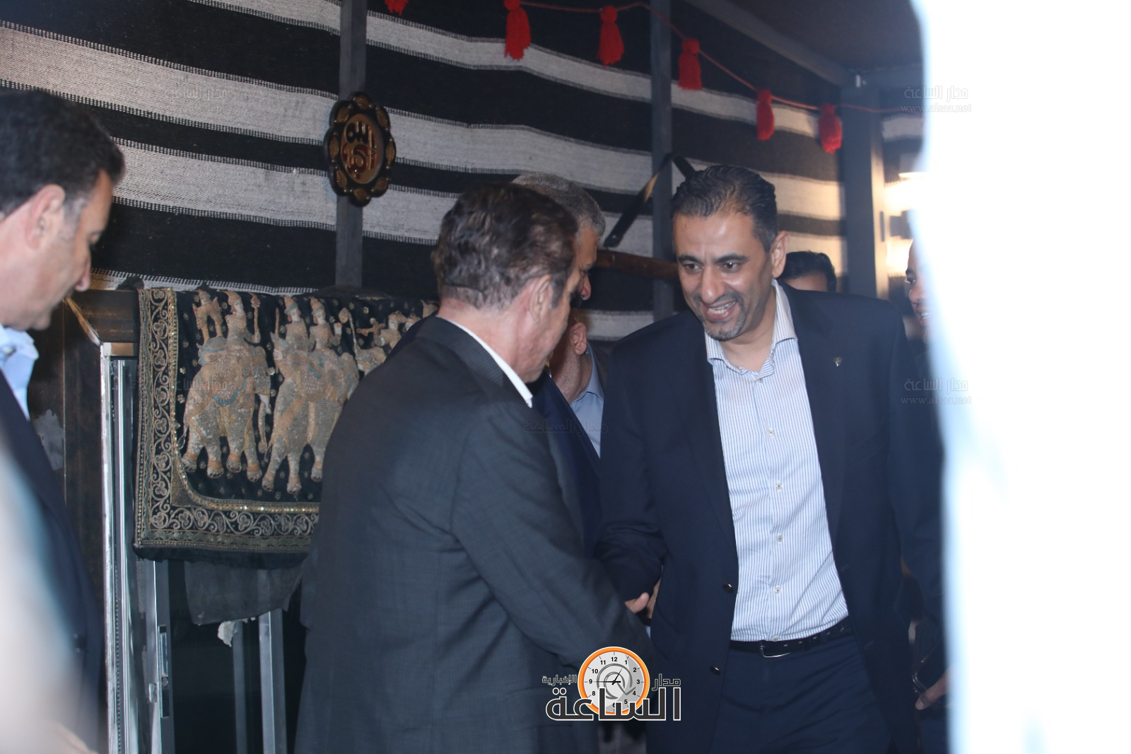 Madar Al-Saa Images 0.6238153551141841