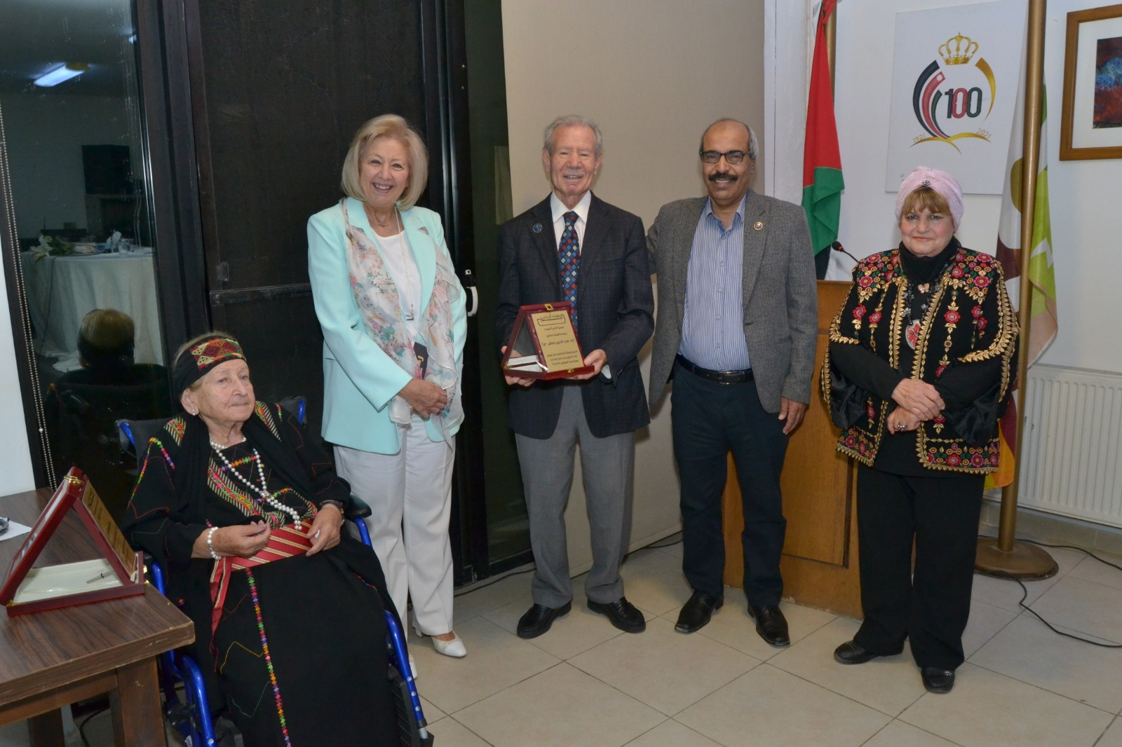 Madar Al-Saa Images 0.044201349067924056