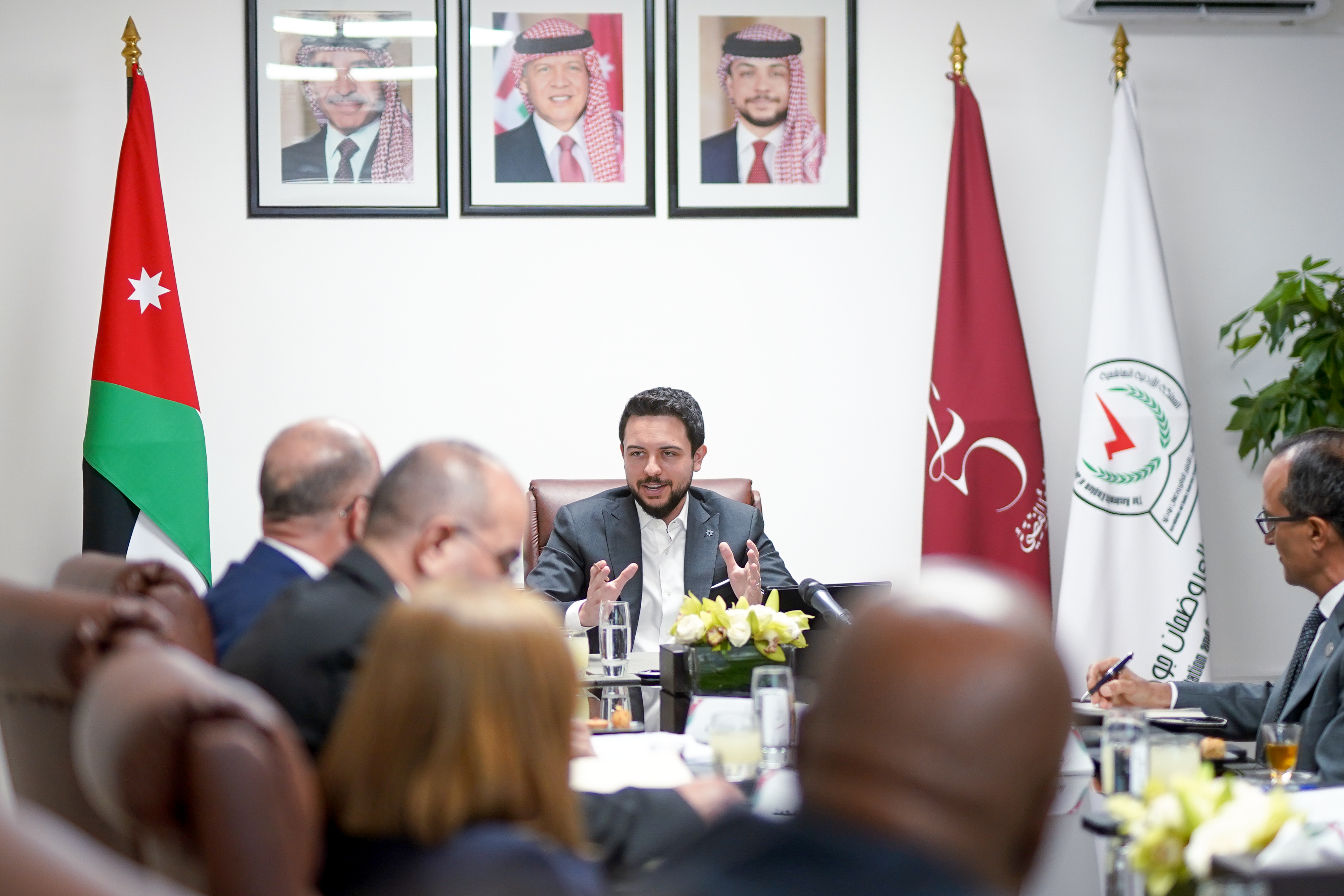 Madar Al-Saa Images 0.5325567241903224