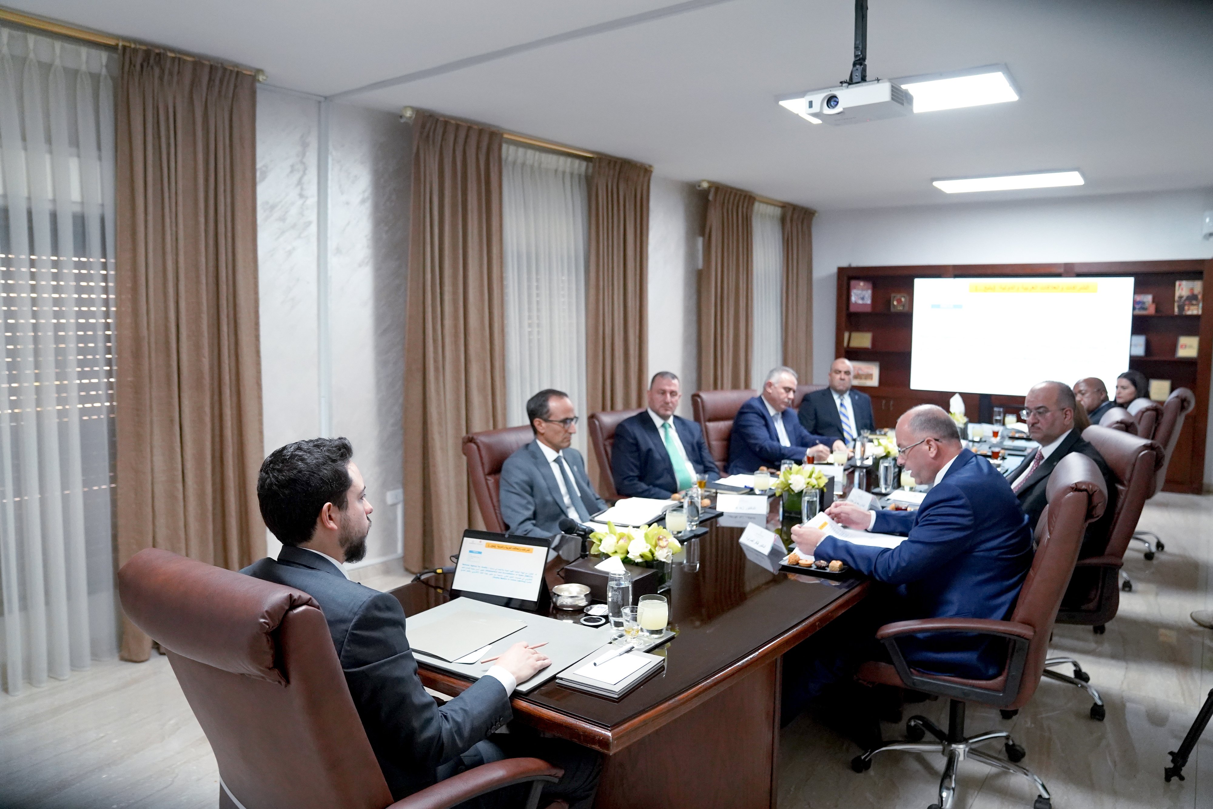 Madar Al-Saa Images 0.12400374973727013