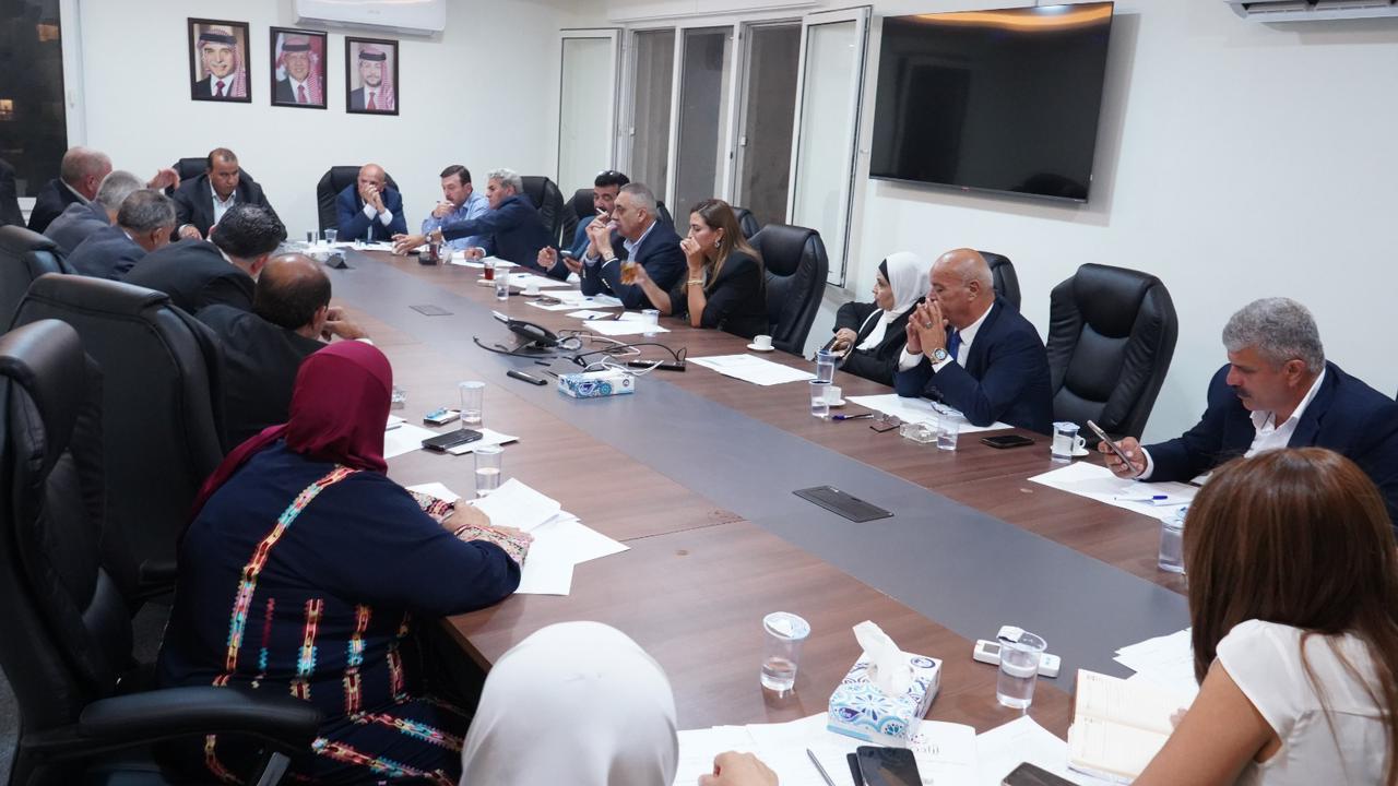 Madar Al-Saa Images 0.4378618517651467