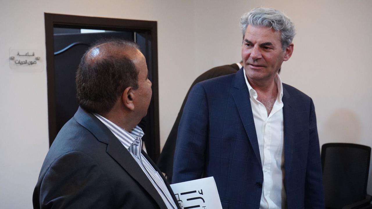 Madar Al-Saa Images 0.817985909397916