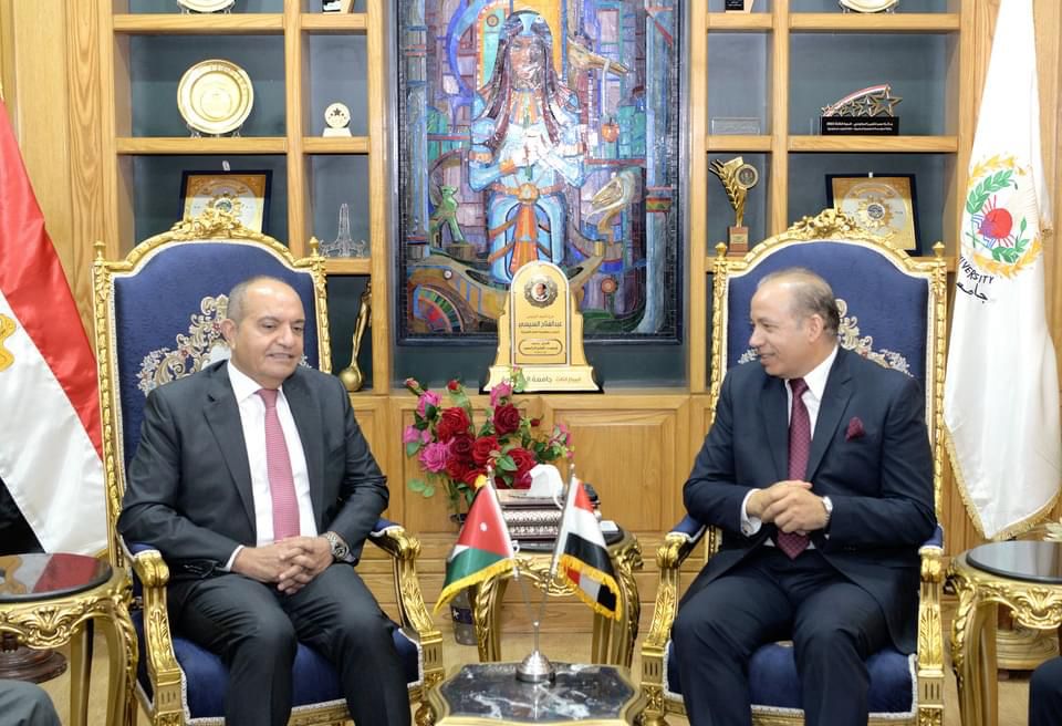 Madar Al-Saa Images 0.4924200712984941