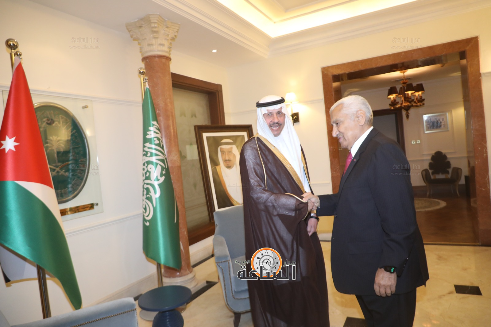 Madar Al-Saa Images 0.39302229794932964