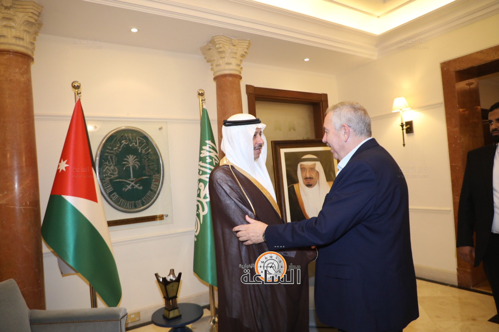 Madar Al-Saa Images 0.5939400877869652