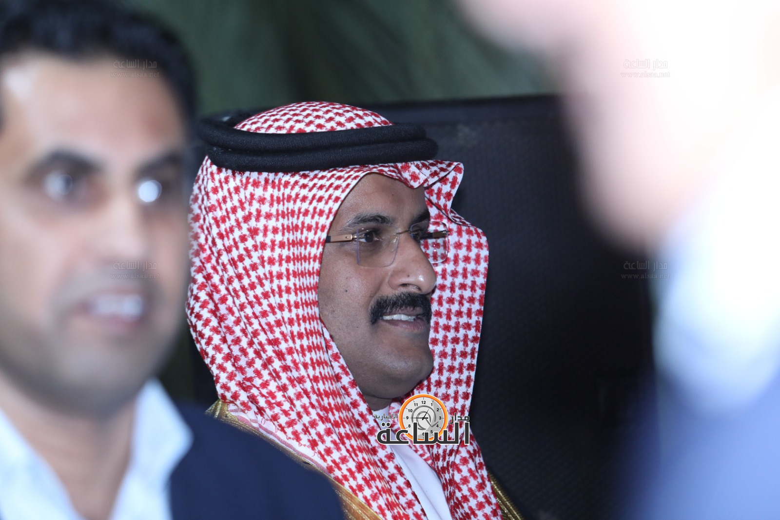 Madar Al-Saa Images 0.45438654345667073