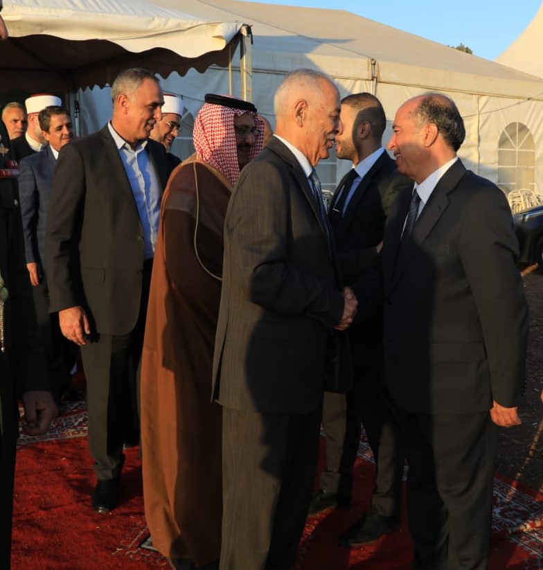 Madar Al-Saa Images 0.8148660101423808