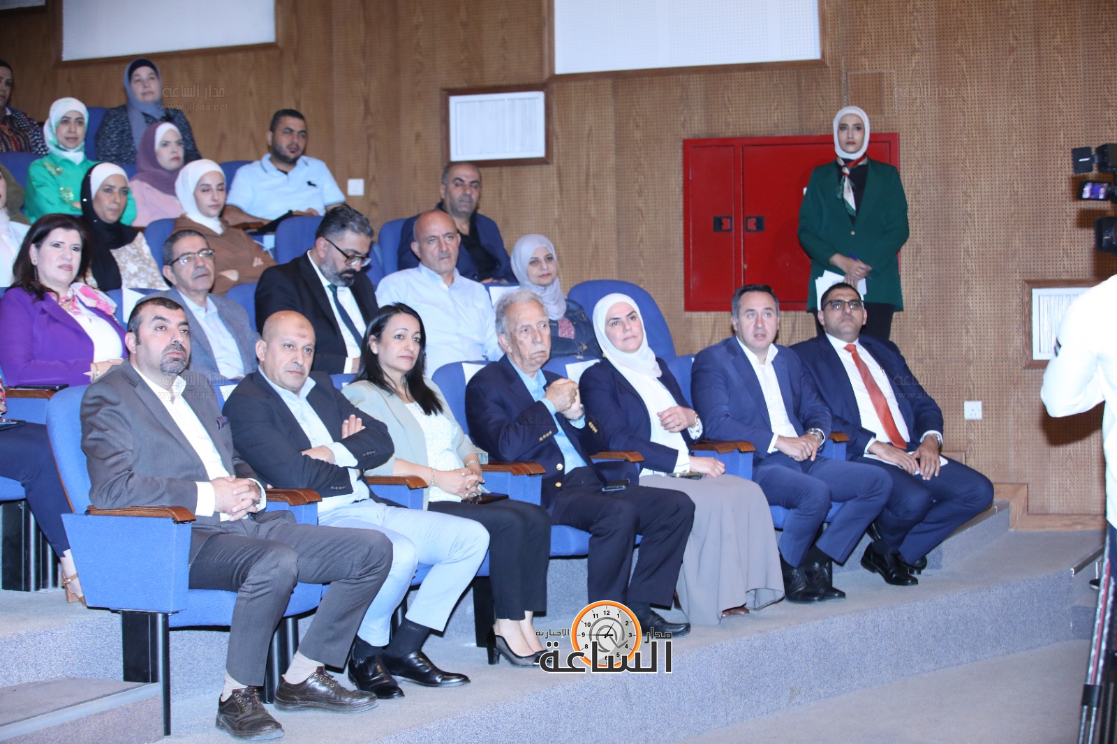 Madar Al-Saa Images 0.03321872555330252