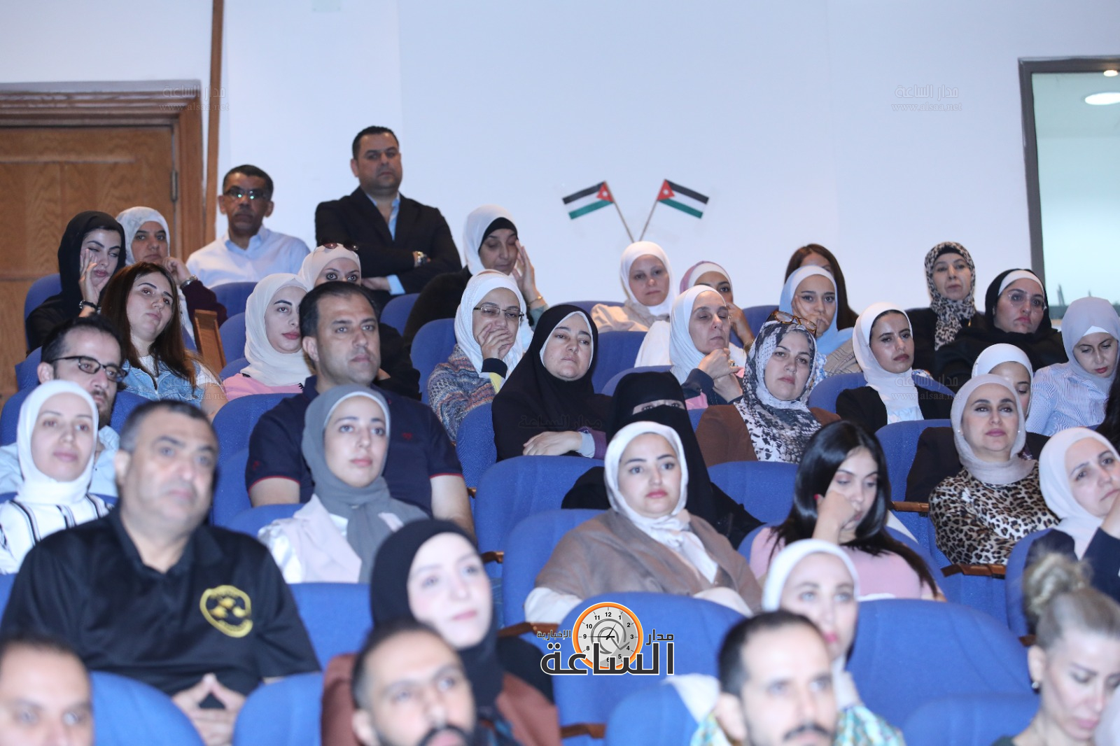 Madar Al-Saa Images 0.7330773211672281