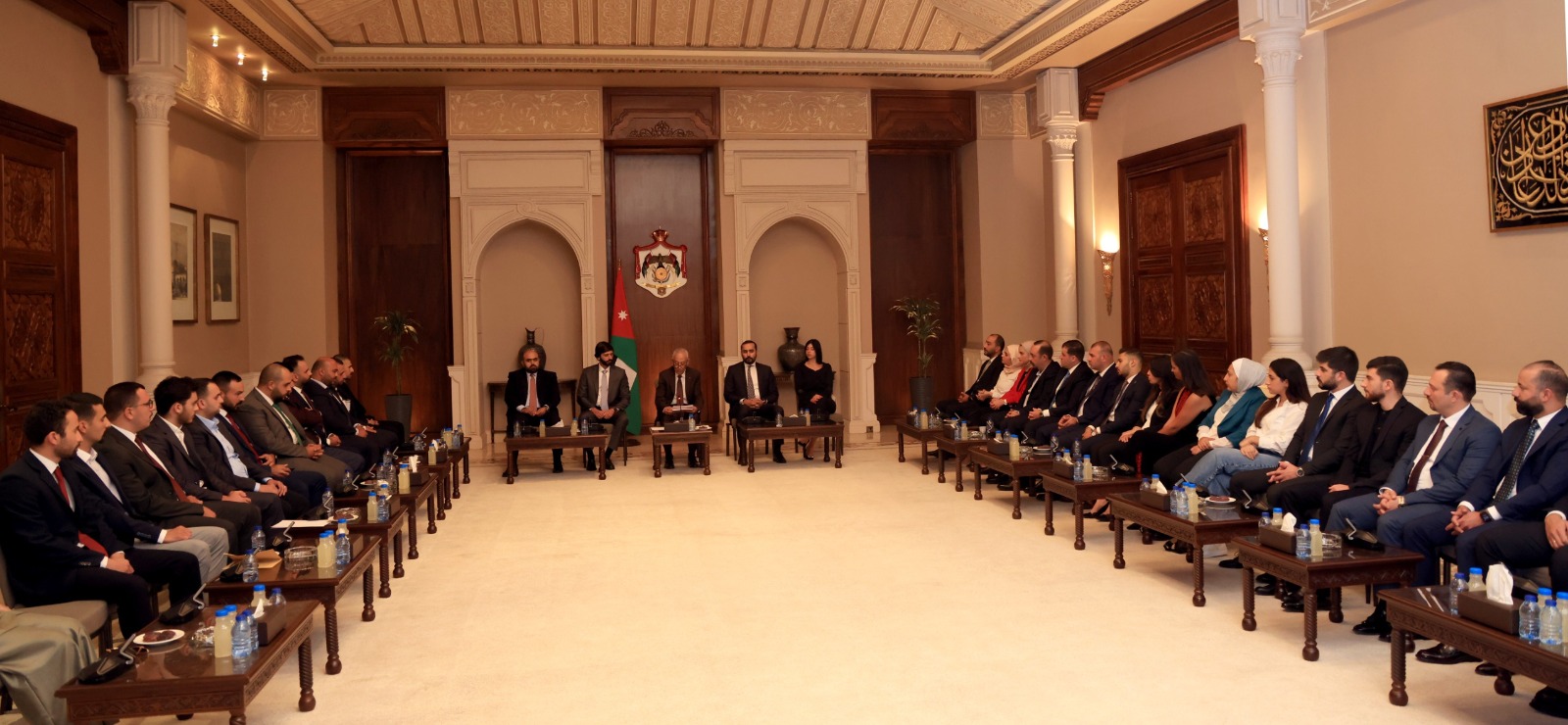 Madar Al-Saa Images 0.005461431640960024