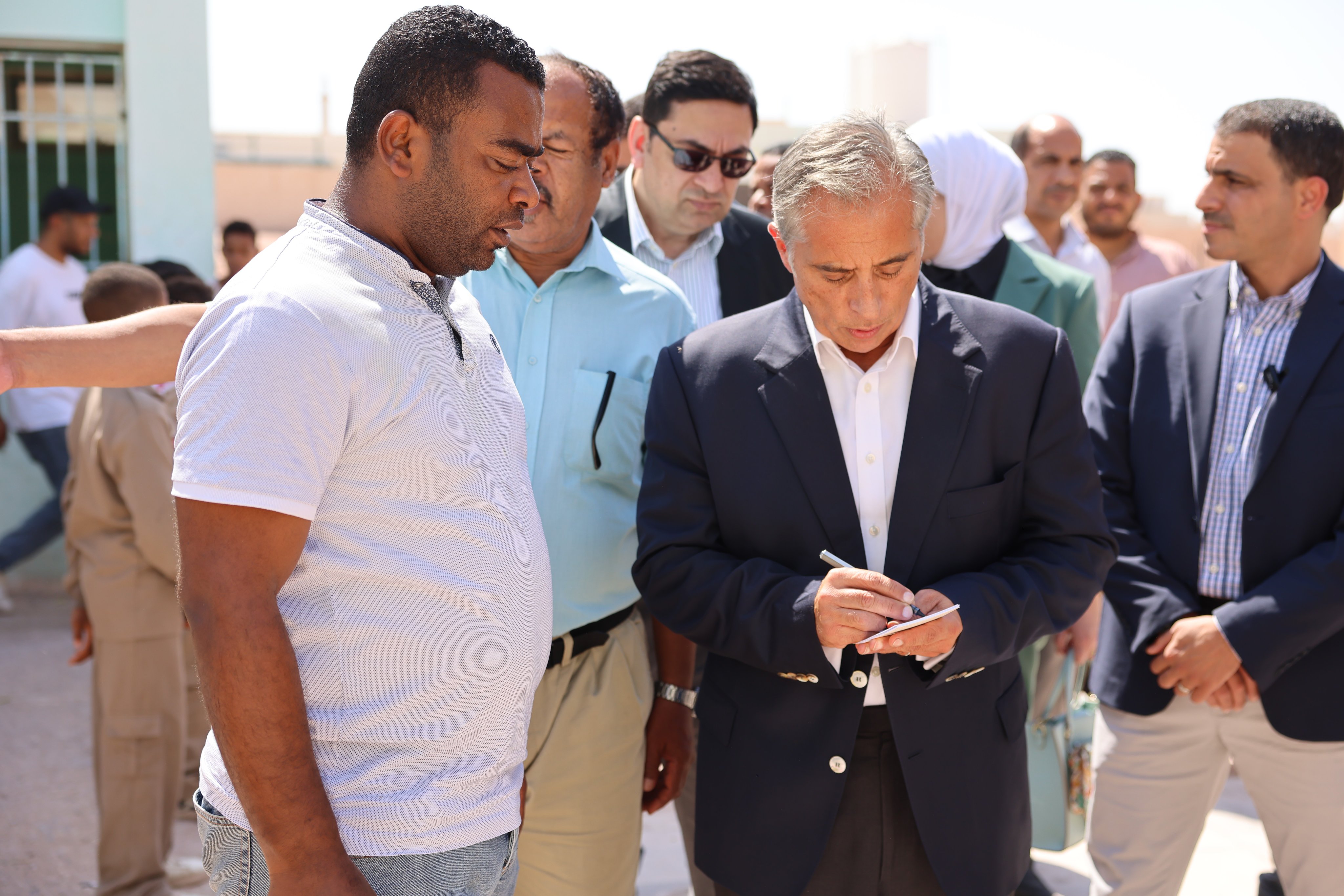 Madar Al-Saa Images 0.42683658086609366