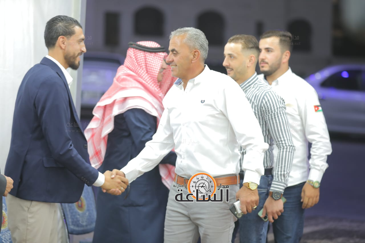 Madar Al-Saa Images 0.5770915786134831