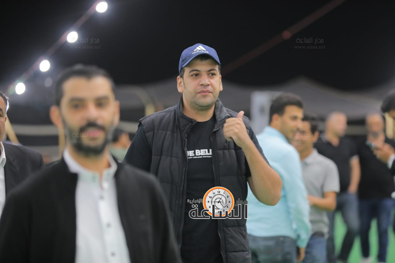 Madar Al-Saa Images 0.004645360130994369