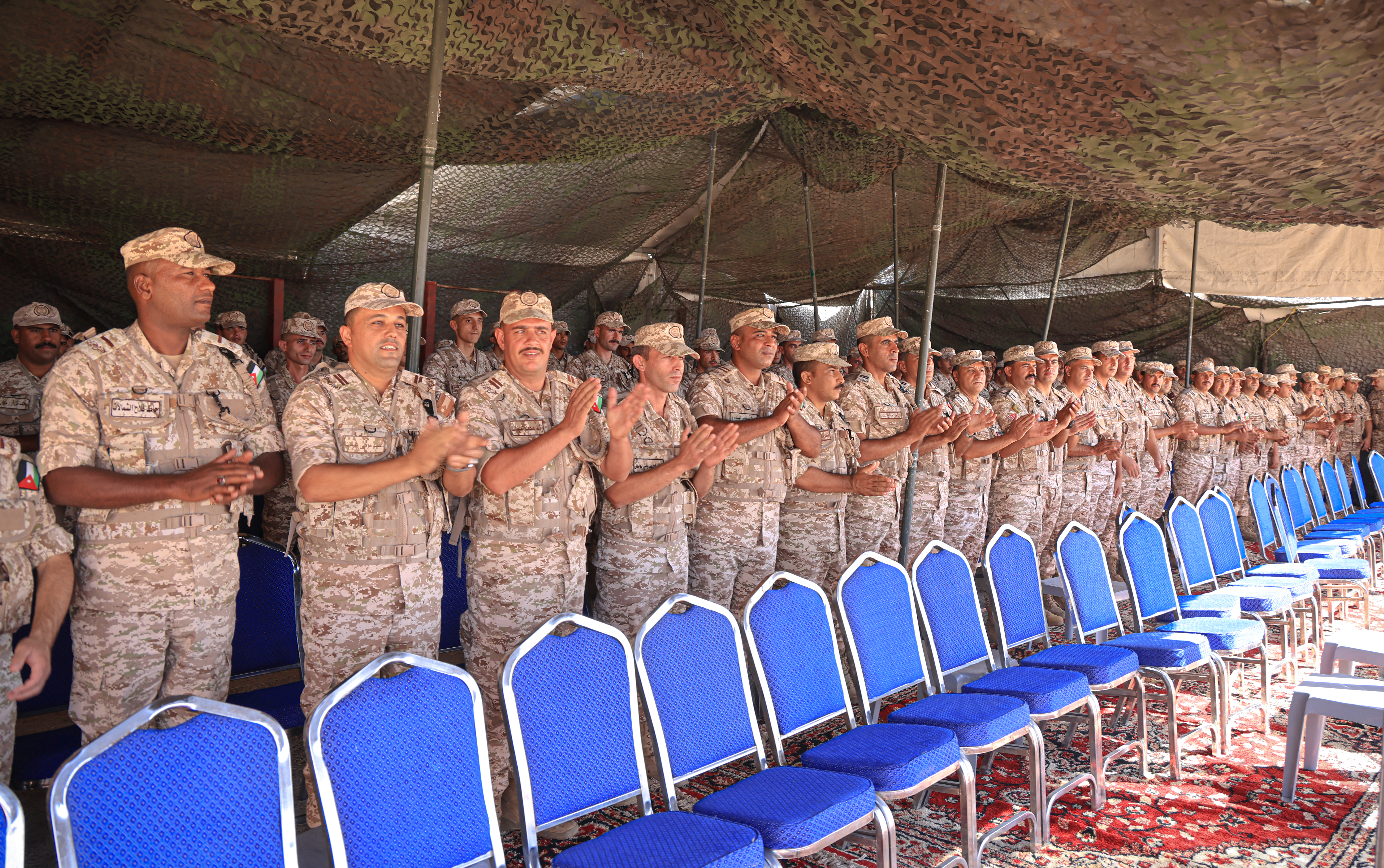 Madar Al-Saa Images 0.3584431247291213