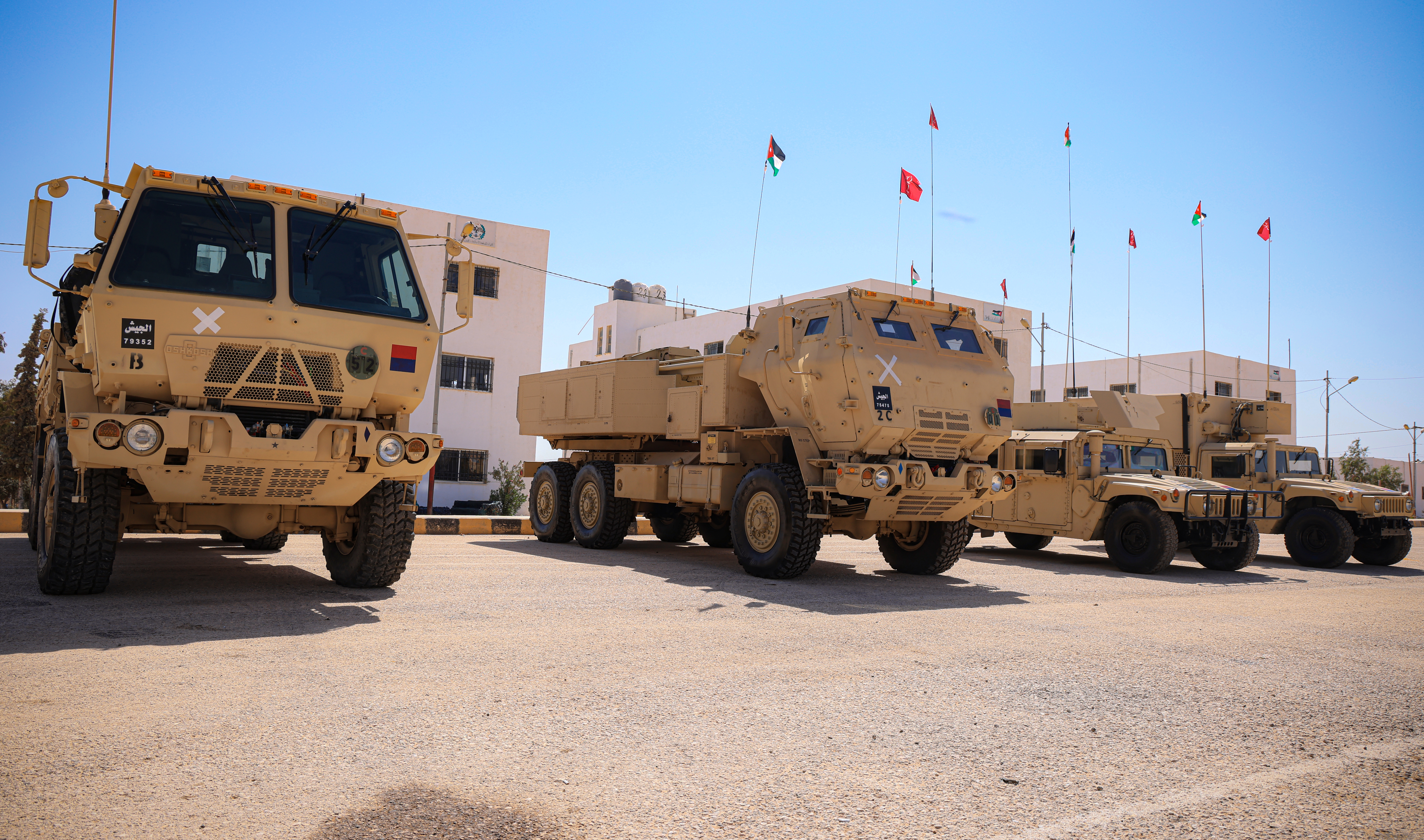 Madar Al-Saa Images 0.39003459361023696