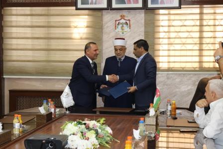 Madar Al-Saa Images 0.1114075957475309