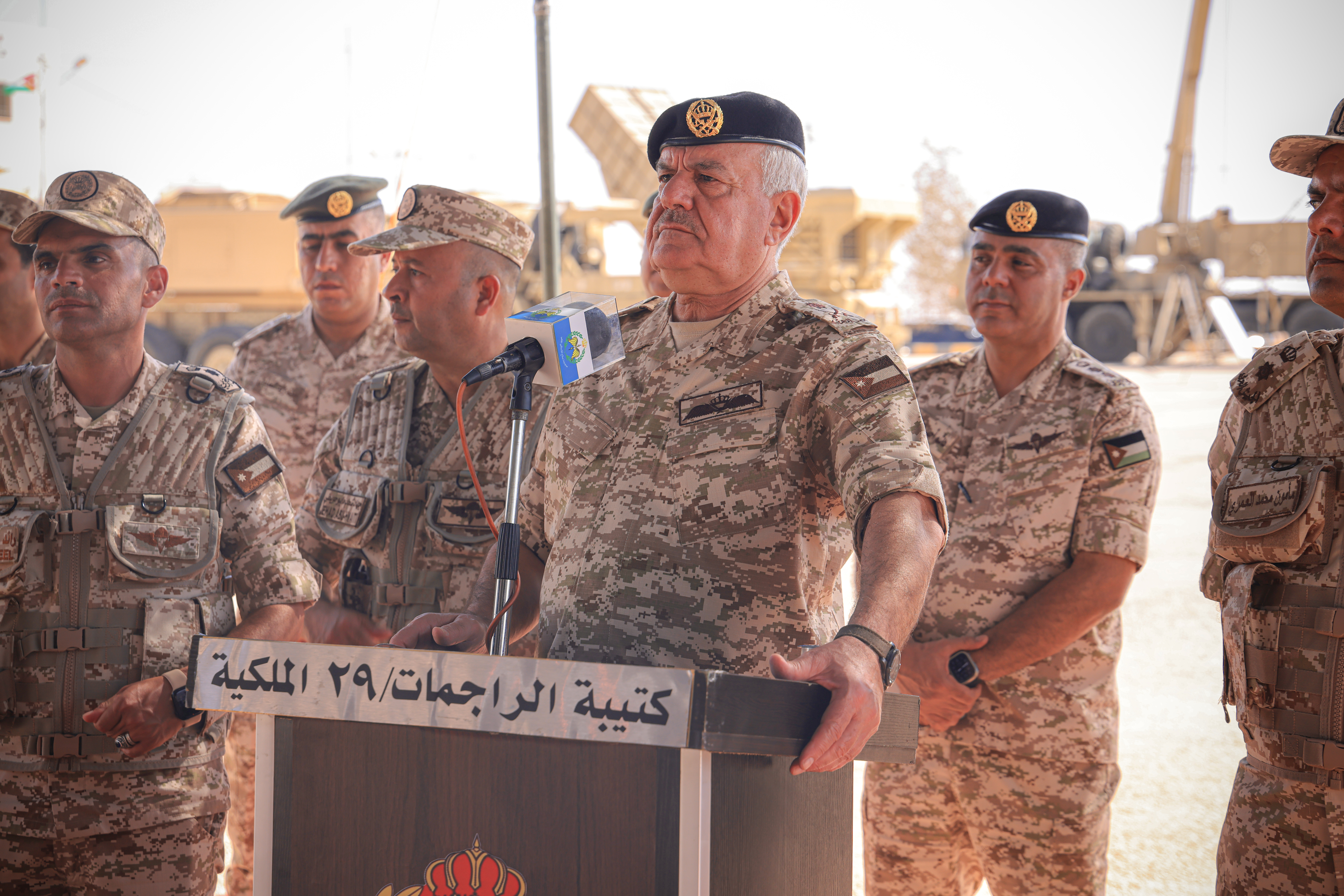 Madar Al-Saa Images 0.5995802465952509