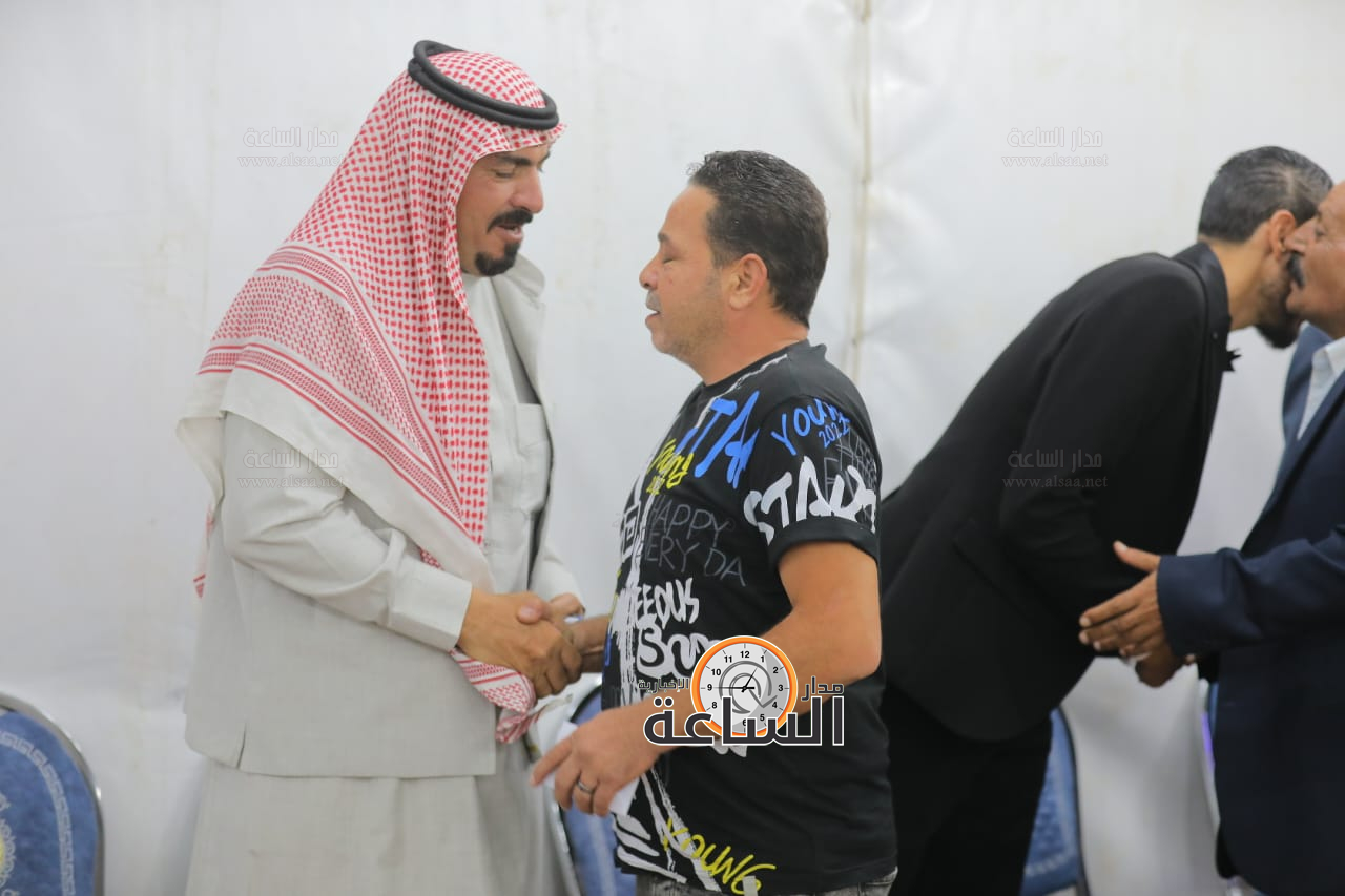 Madar Al-Saa Images 0.466311346489529