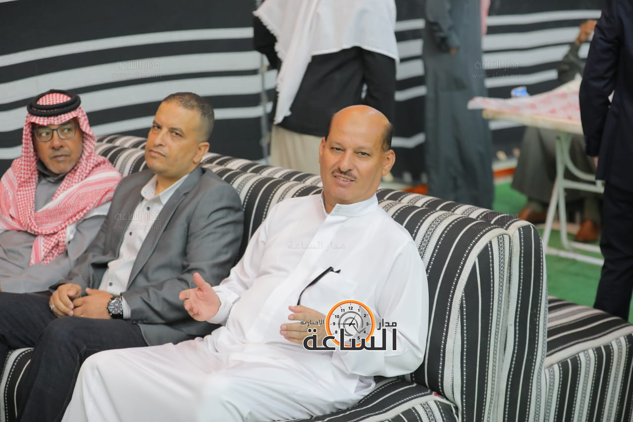 Madar Al-Saa Images 0.9824517209755605