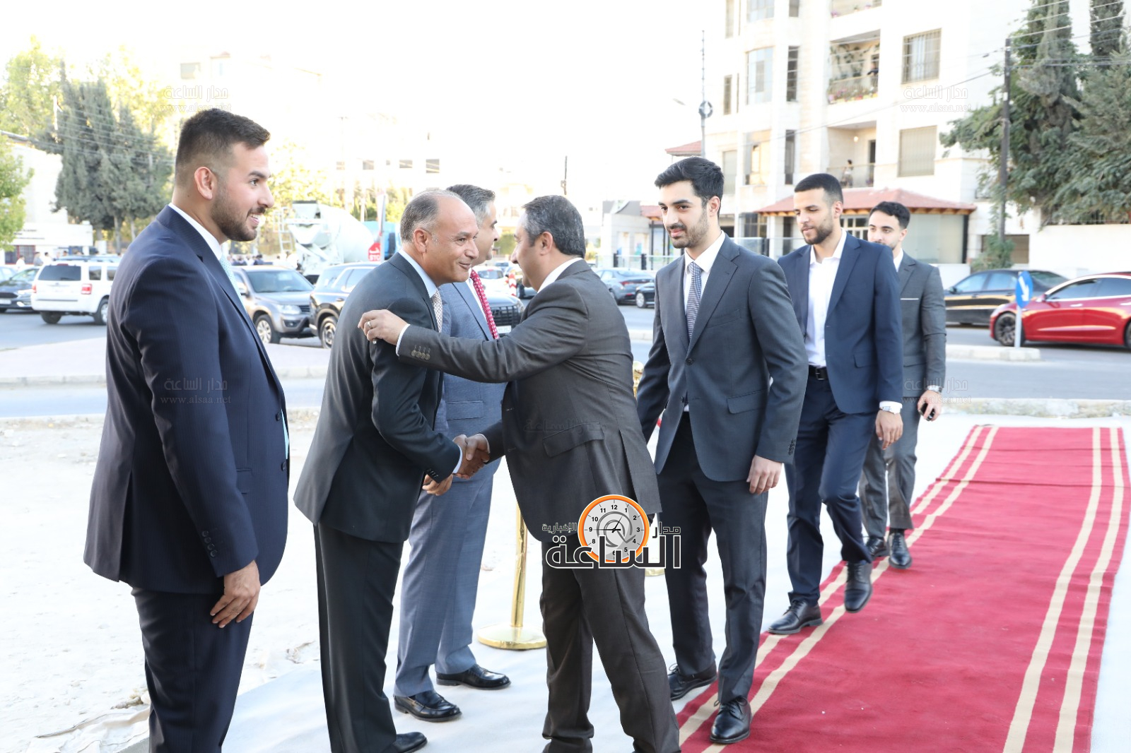 Madar Al-Saa Images 0.5759765752927182