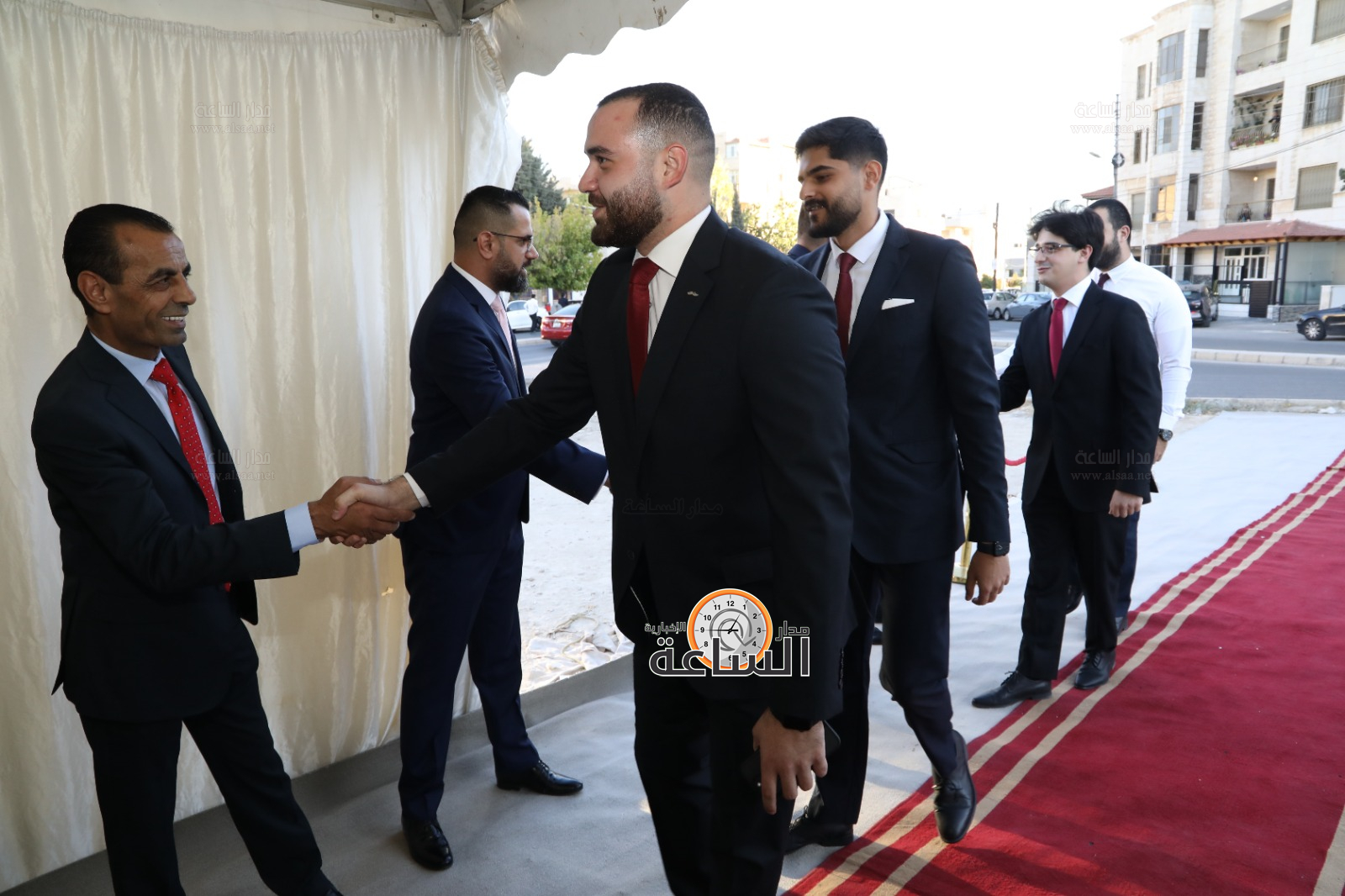 Madar Al-Saa Images 0.08245332736941702