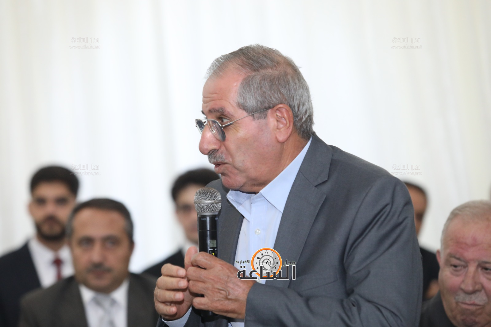 Madar Al-Saa Images 0.7158860408734717