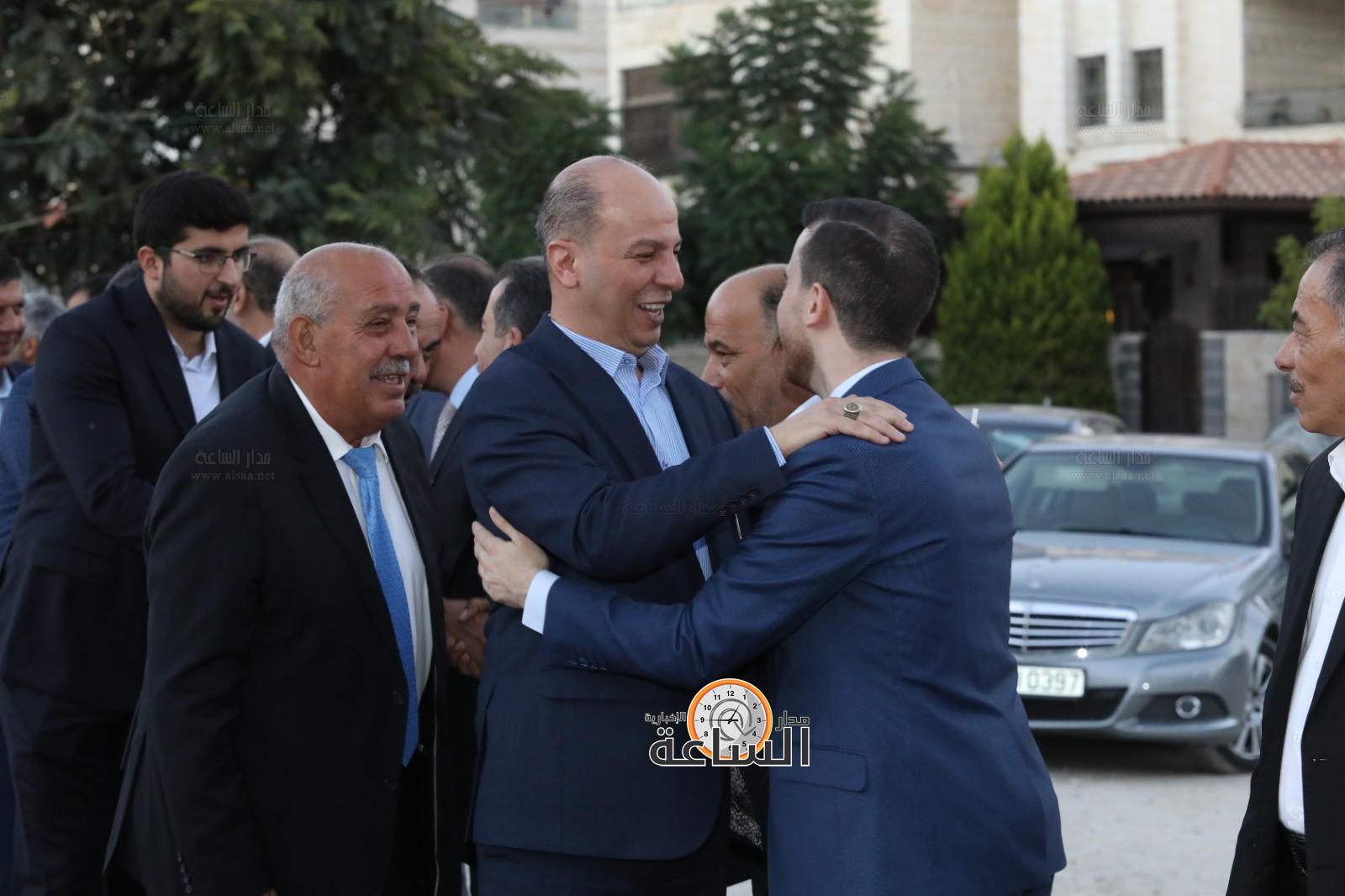 Madar Al-Saa Images 0.2501072615122162