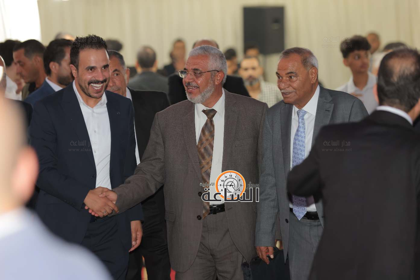 Madar Al-Saa Images 0.5835448453060332