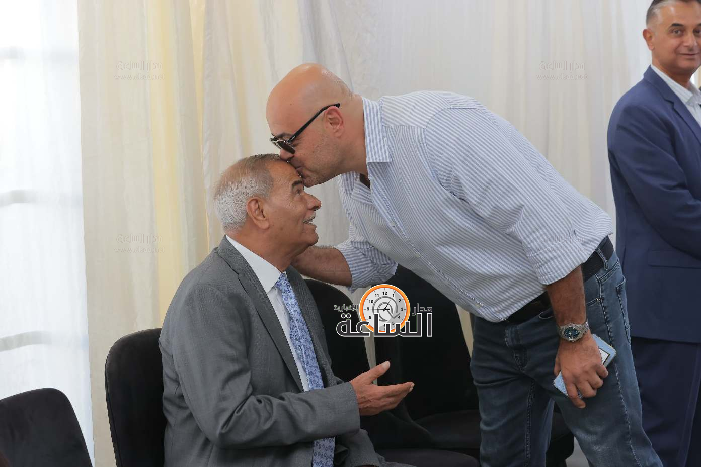 Madar Al-Saa Images 0.4087083622352379