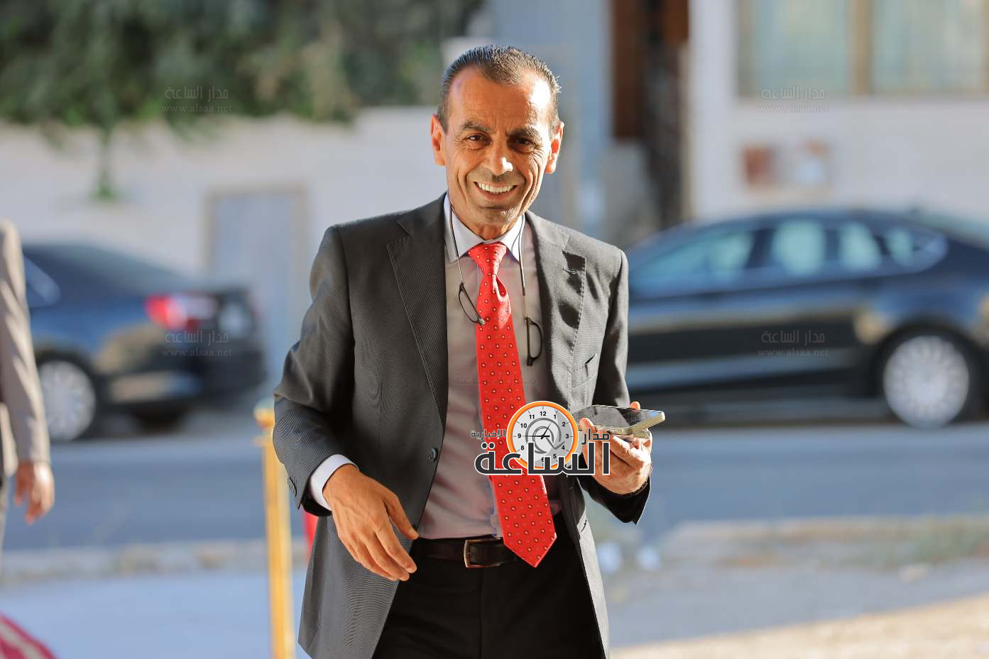 Madar Al-Saa Images 0.5237156866778081