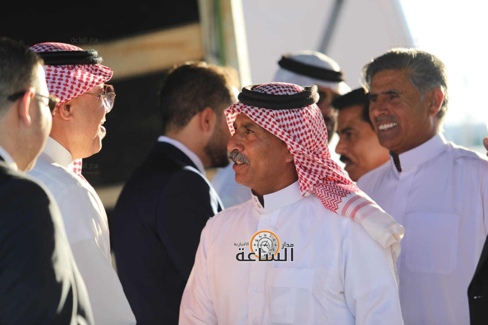 Madar Al-Saa Images 0.13633536918187694