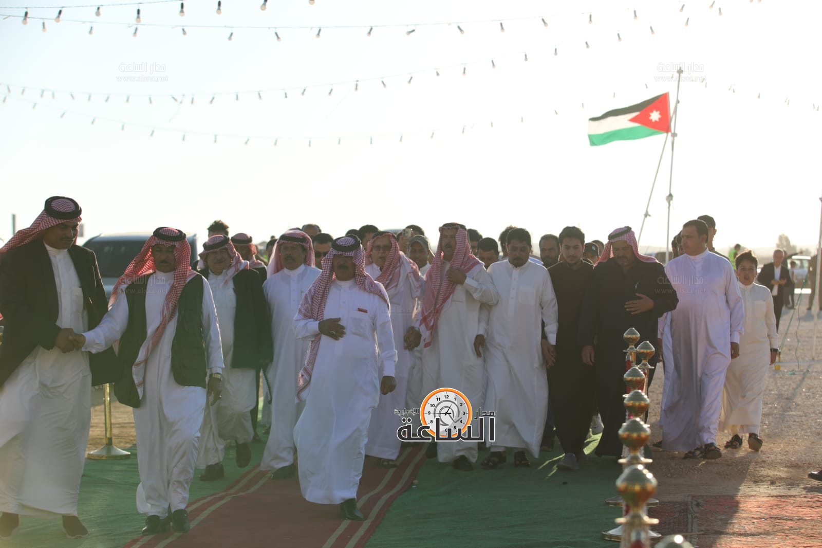 Madar Al-Saa Images 0.43692381575547556