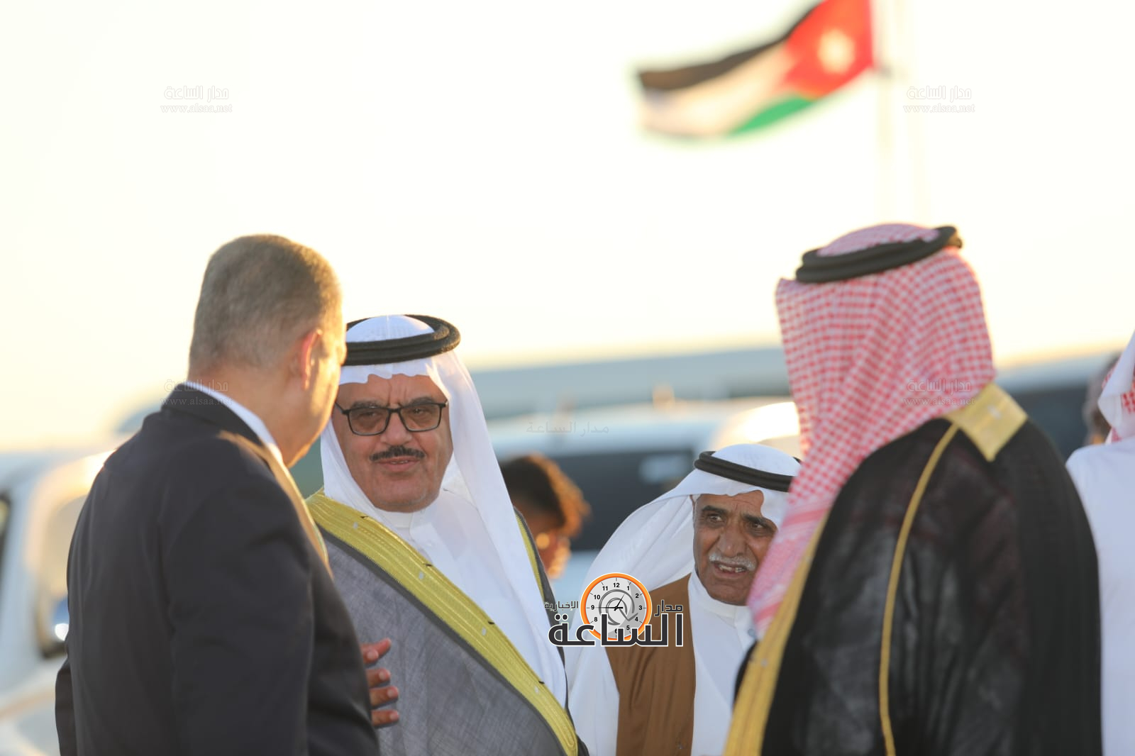 Madar Al-Saa Images 0.43529856494722163