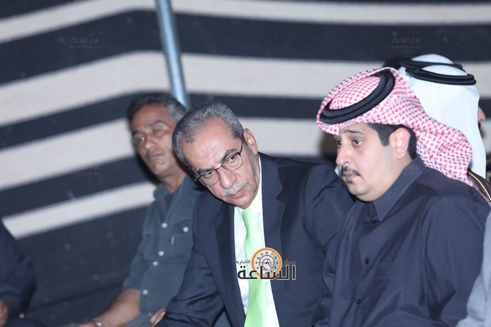 Madar Al-Saa Images 0.1646065089427795