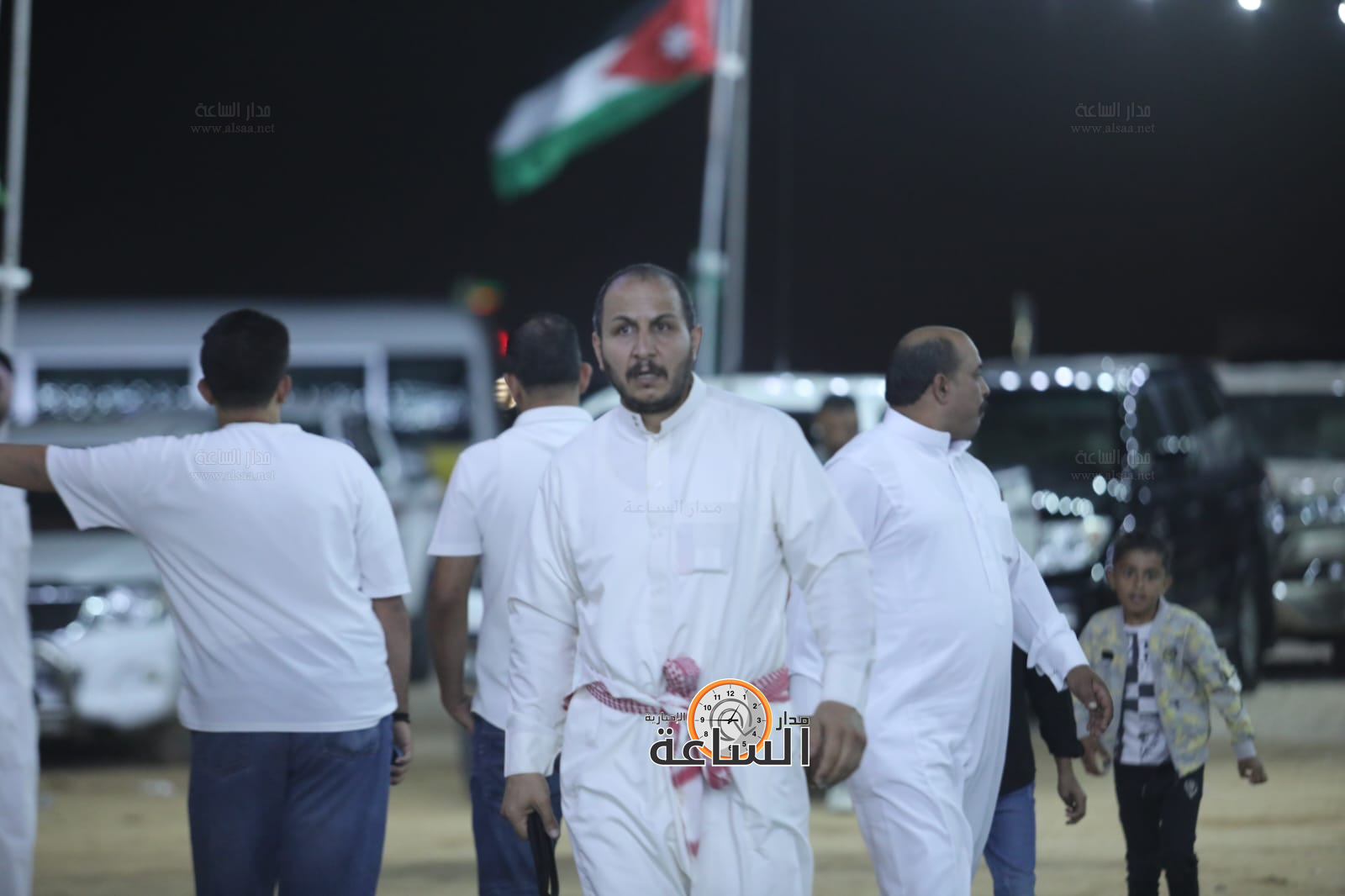 Madar Al-Saa Images 0.1451908237945787