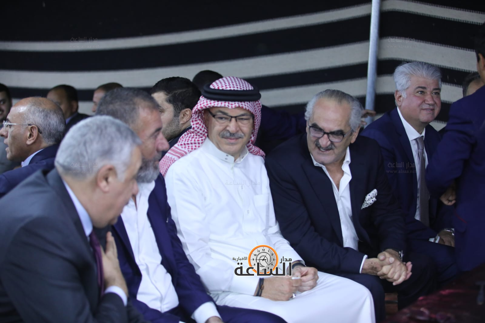 Madar Al-Saa Images 0.9771439987320745