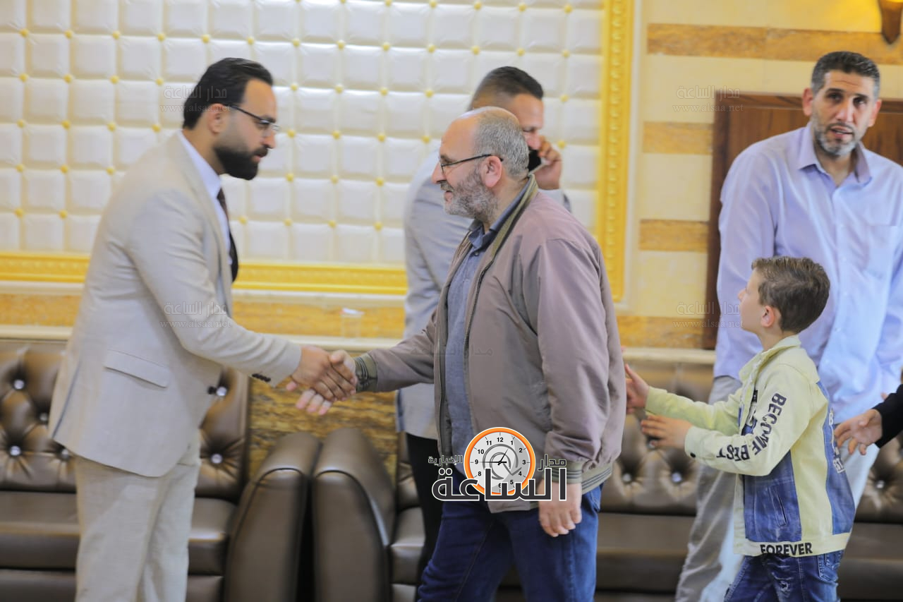 Madar Al-Saa Images 0.8315354760706373