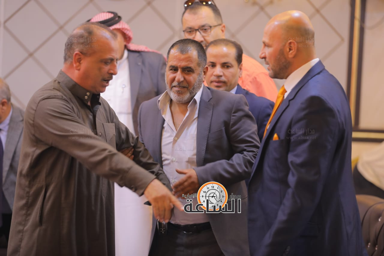 Madar Al-Saa Images 0.14878168594787877